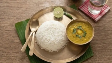 গরম ডাল-ভাতে লেবু মেশালে ভিটামিন সি থাকে তো?