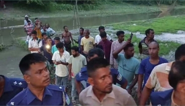 নেত্রকোনায় নিখোঁজের ৭ দিন পর মাটিচাপা নারীর মরদেহ উদ্ধার